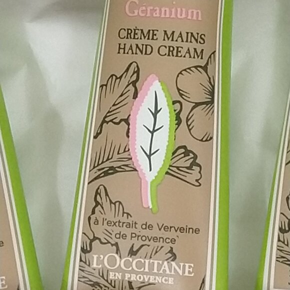 L'Occitane LIMITED EDITION Verbena Geranium Hand Cream Trio set X 3 NIB - Picture 3 of 4